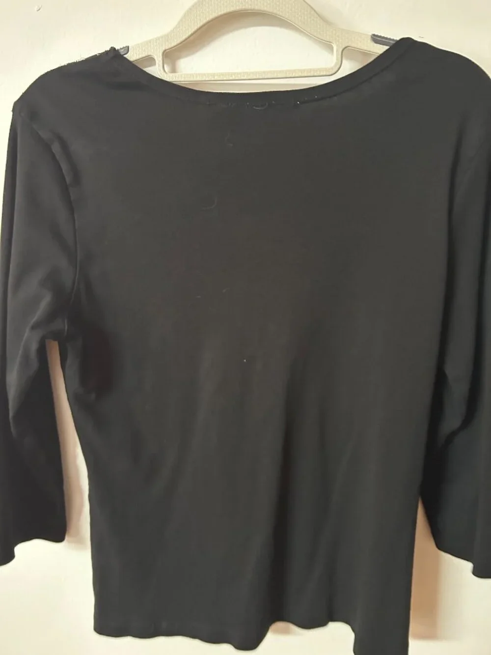 ⭐️Gloria Vanderbilt Embellished Black Top | Size Medium - Picture 3 of 3